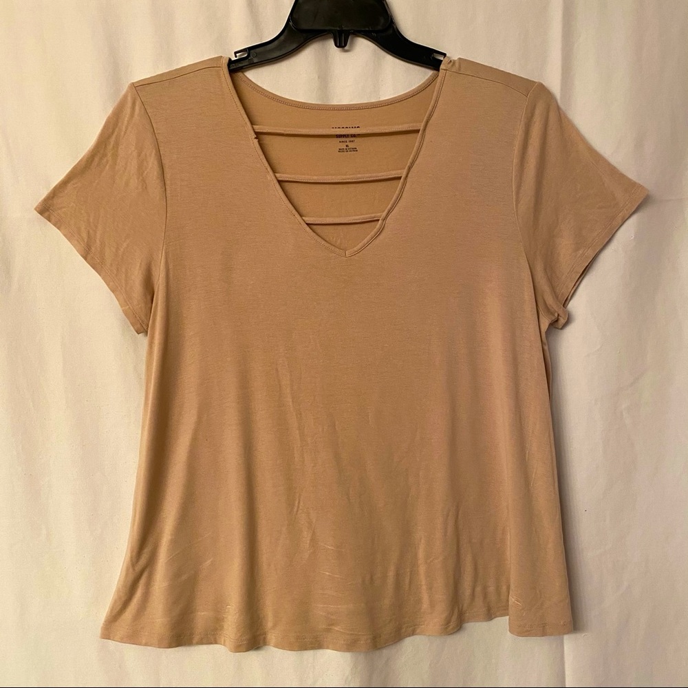 soft baby pink tee